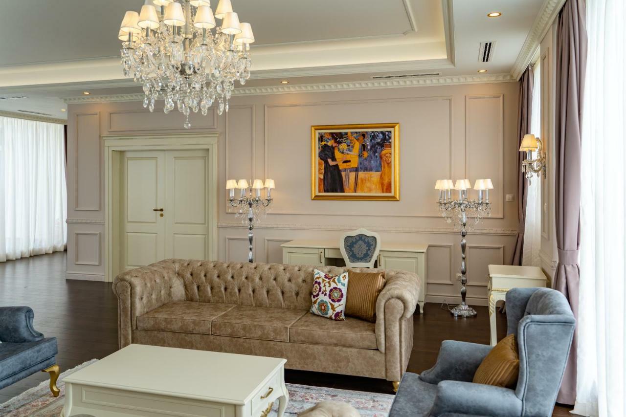 Lighthouse Golf & Spa Hotel Balchik Exterior photo A living room in a private house
